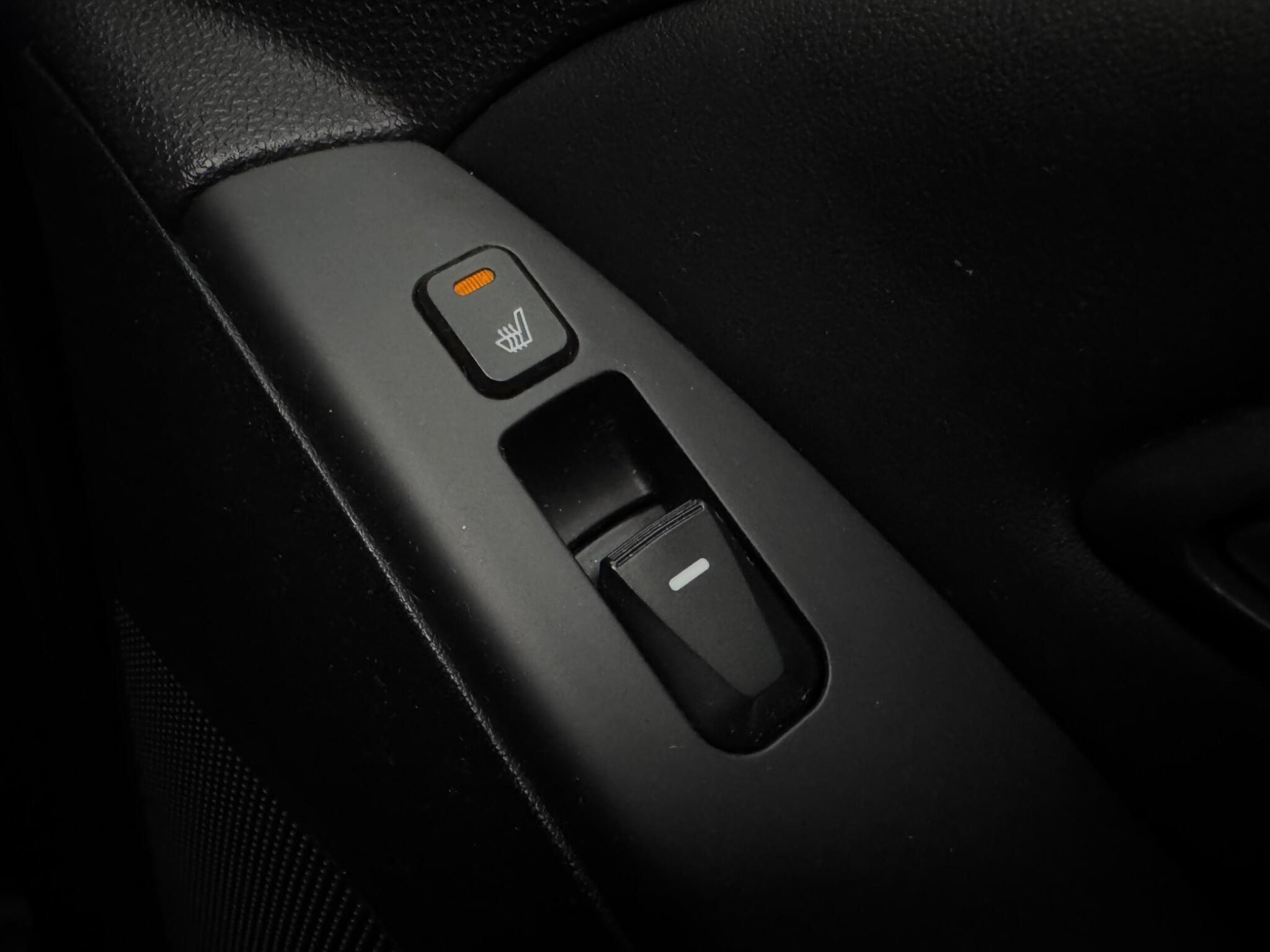 Hyundai ix35 - Image 20