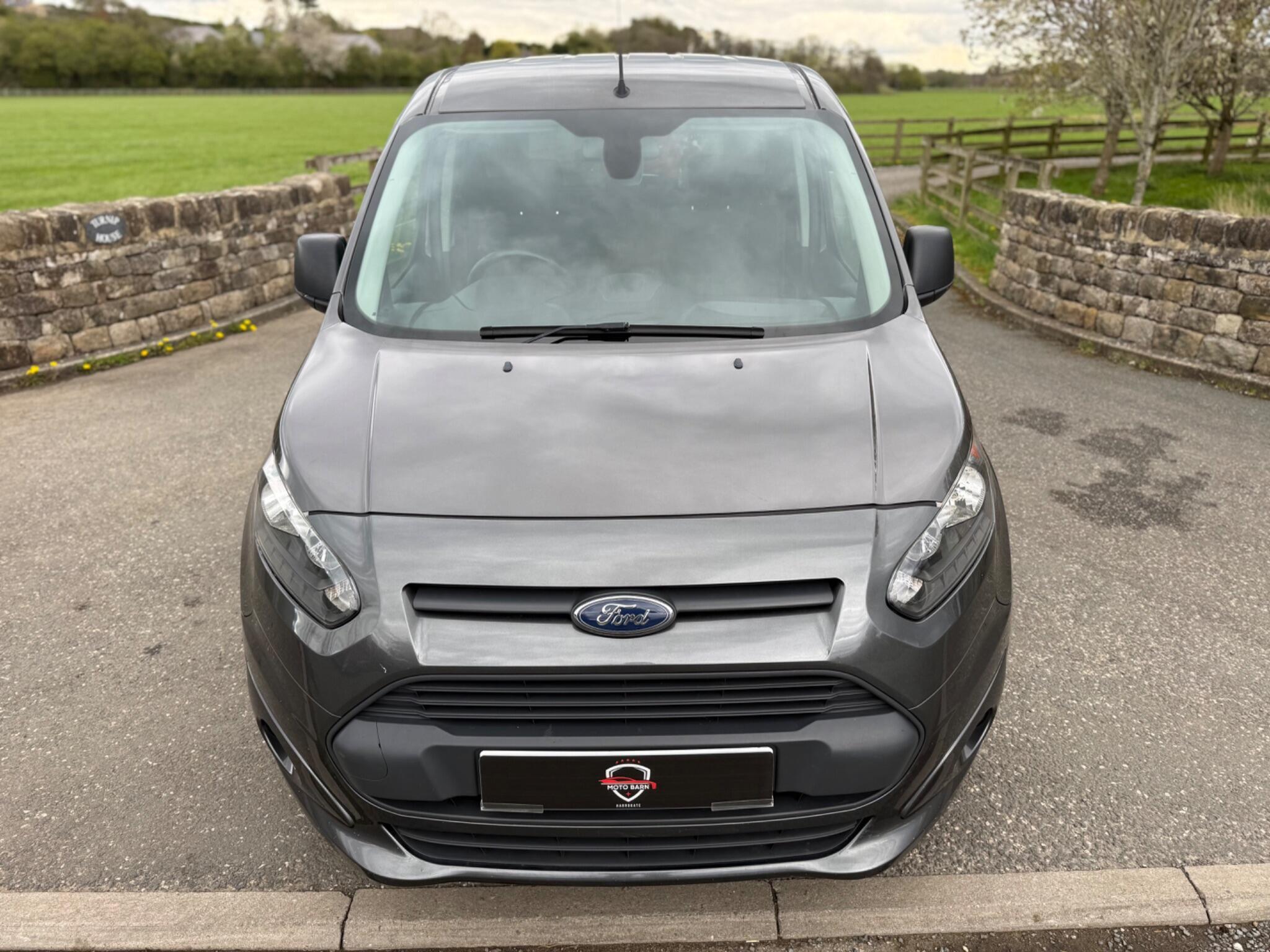 Ford Tourneo Connect - Image 2