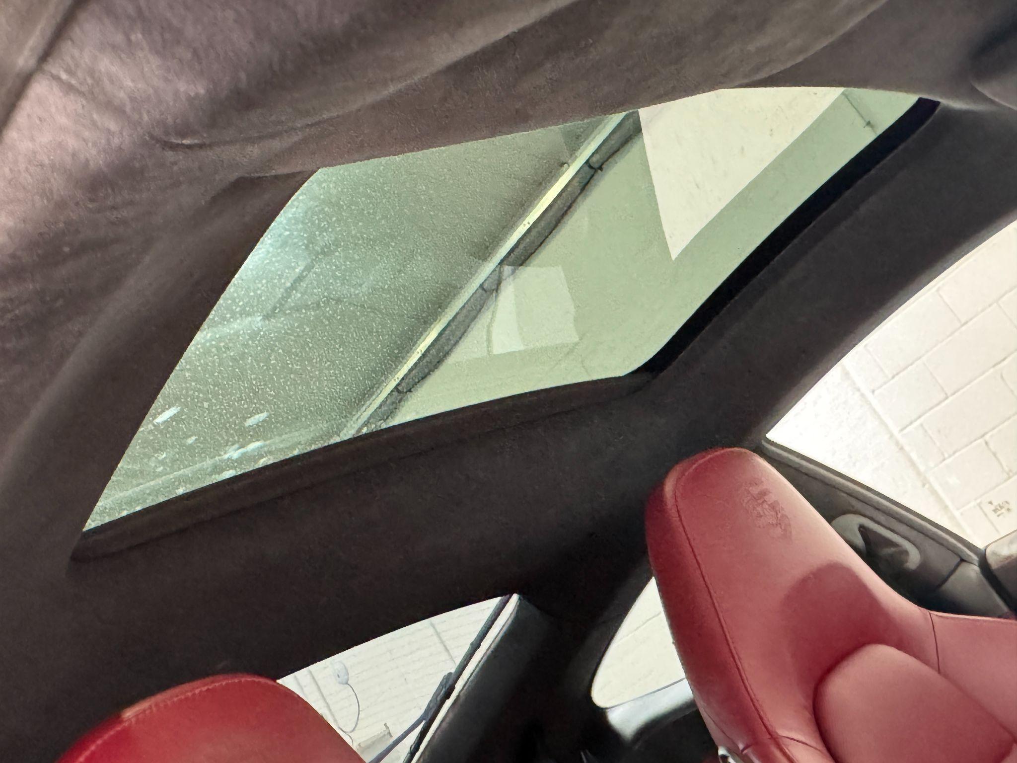 Porsche 911 - Image 45