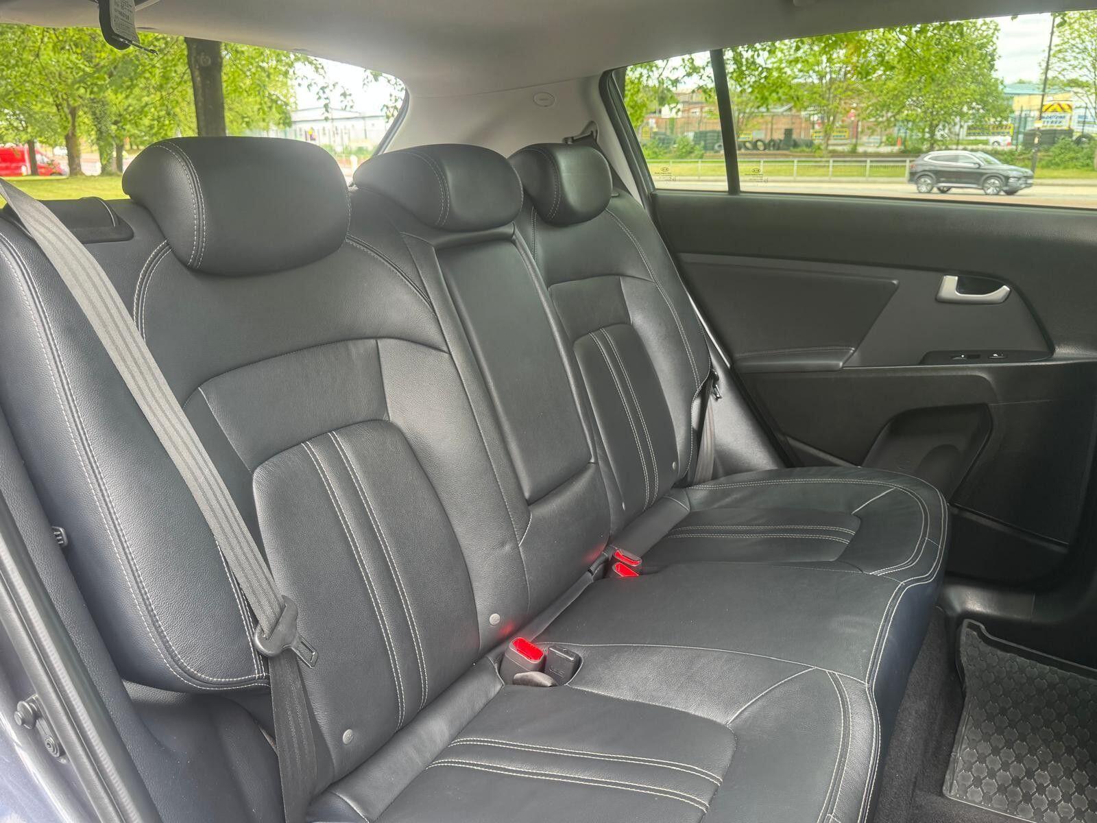 Kia Sportage - Image 19