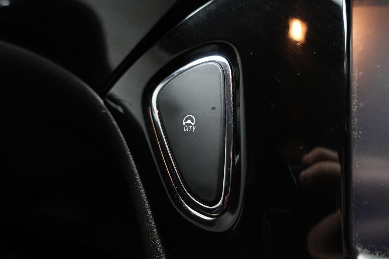 Vauxhall Corsa - Image 36