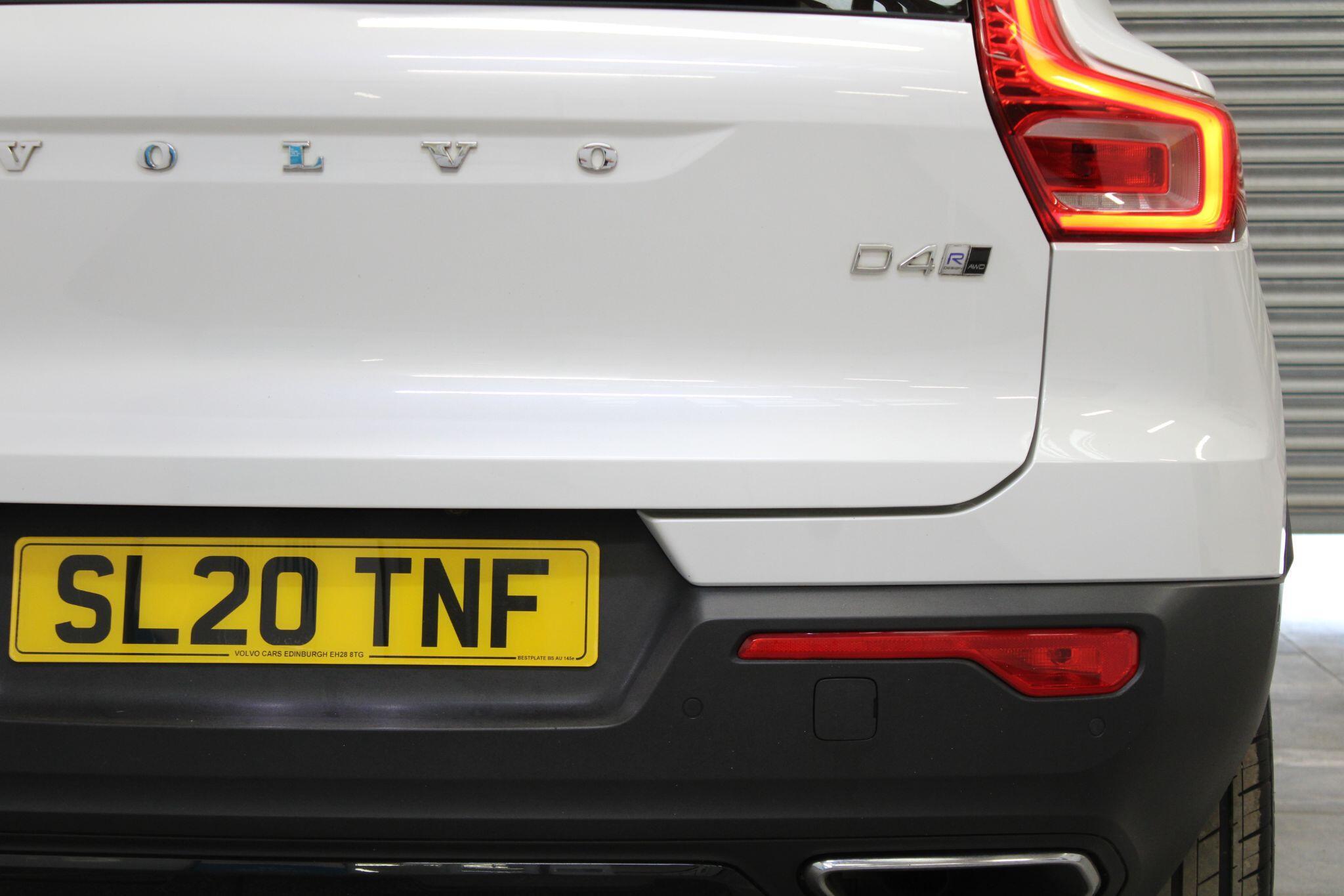Volvo XC40 - Image 14