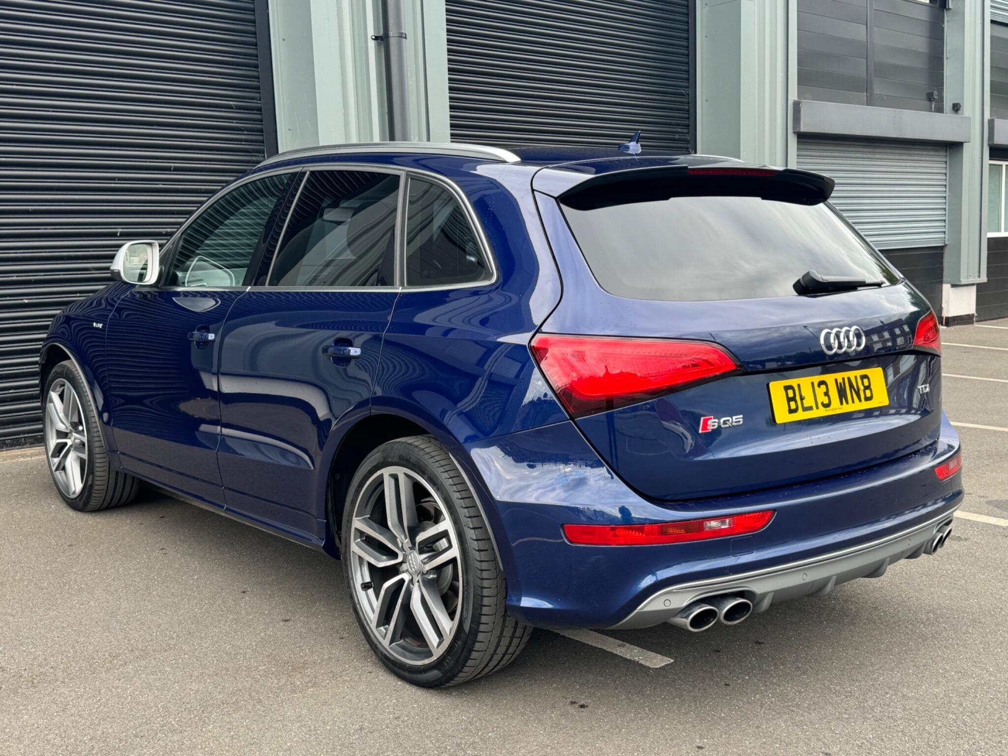 Audi SQ5 - Image 7