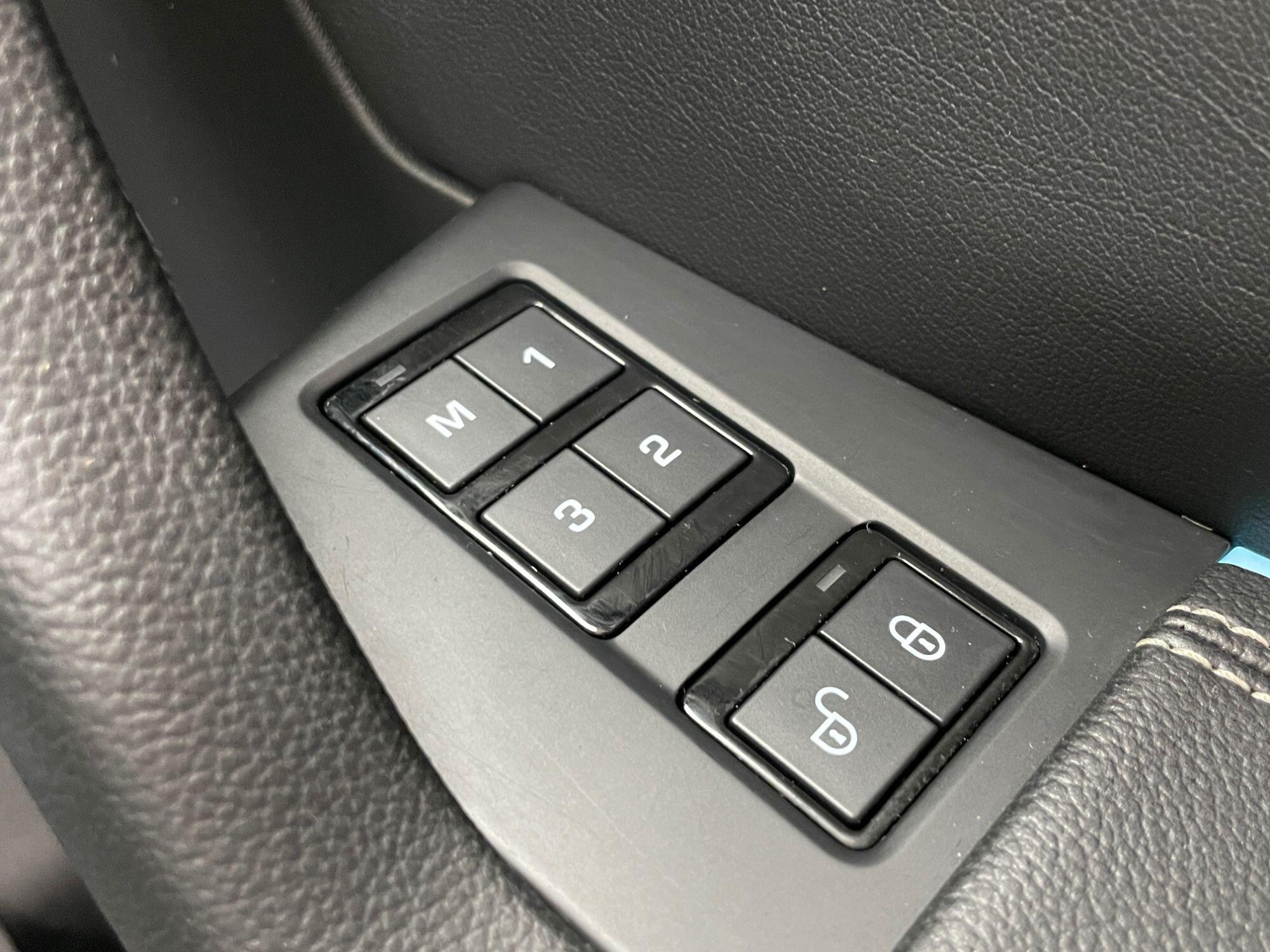 Jaguar F-Pace - Image 29