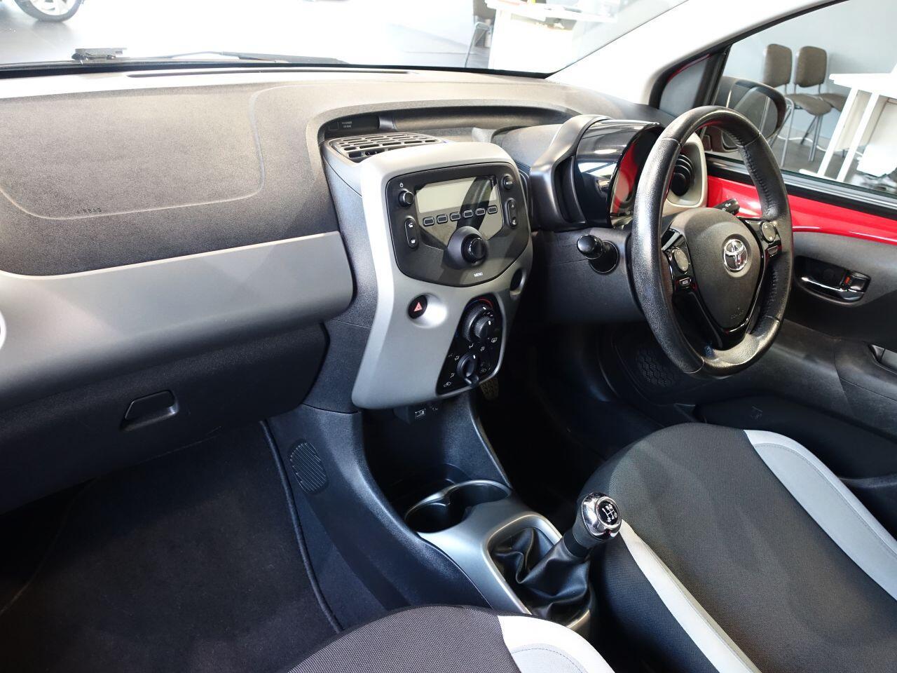 Toyota Aygo - Image 11