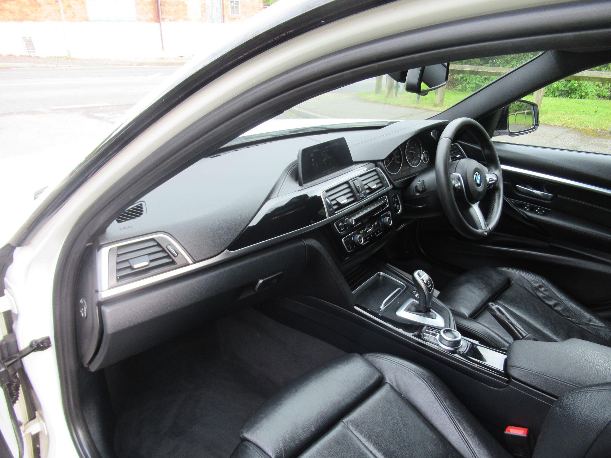 BMW 3 Series - Image 12
