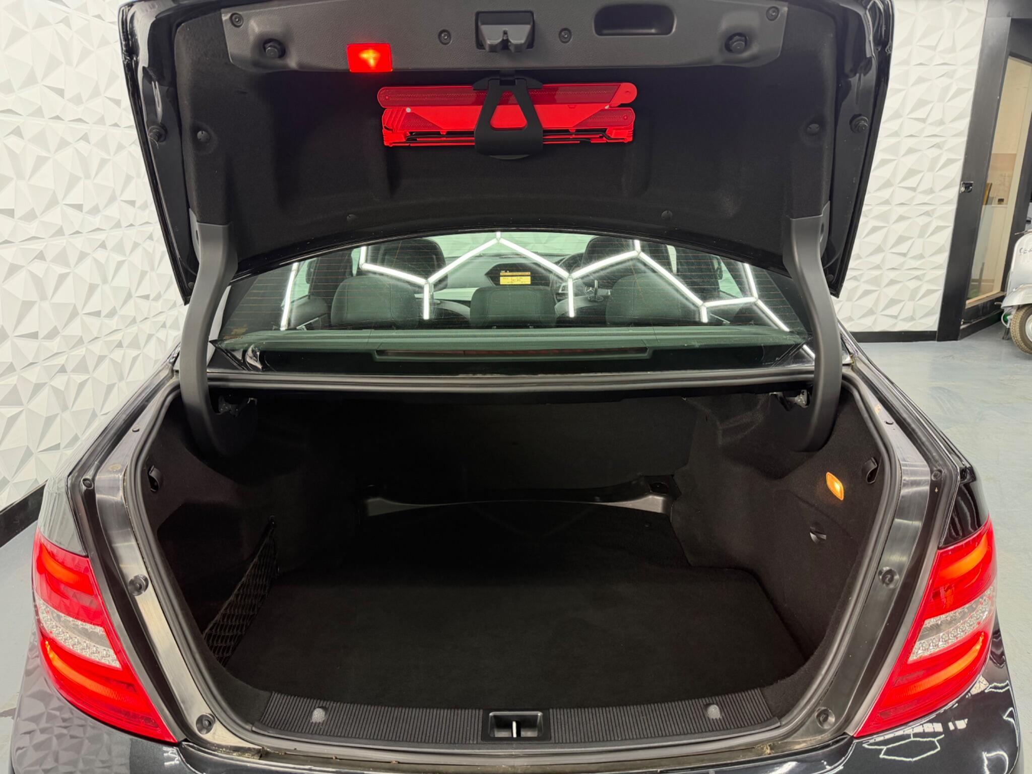 Mercedes C Class - Image 15