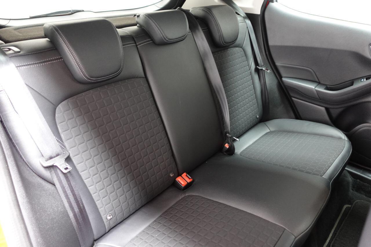 Ford Fiesta - Image 18