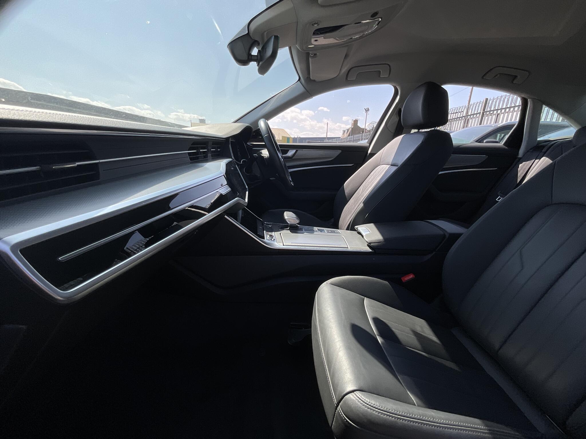 Audi A6 Saloon - Image 19