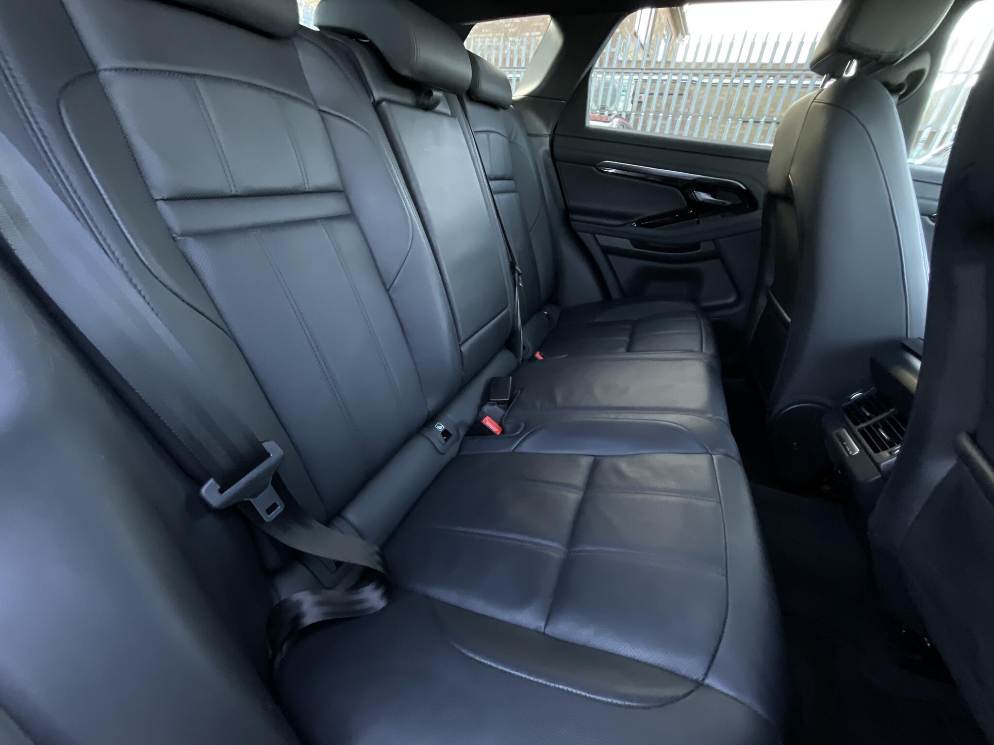 Land Rover Range Rover Evoque - Image 11