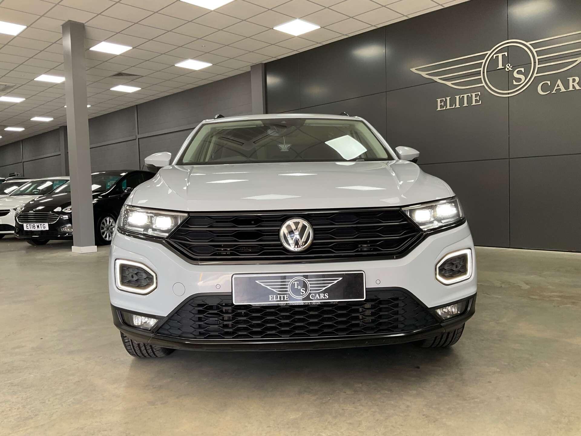 Volkswagen T-Roc - Image 5