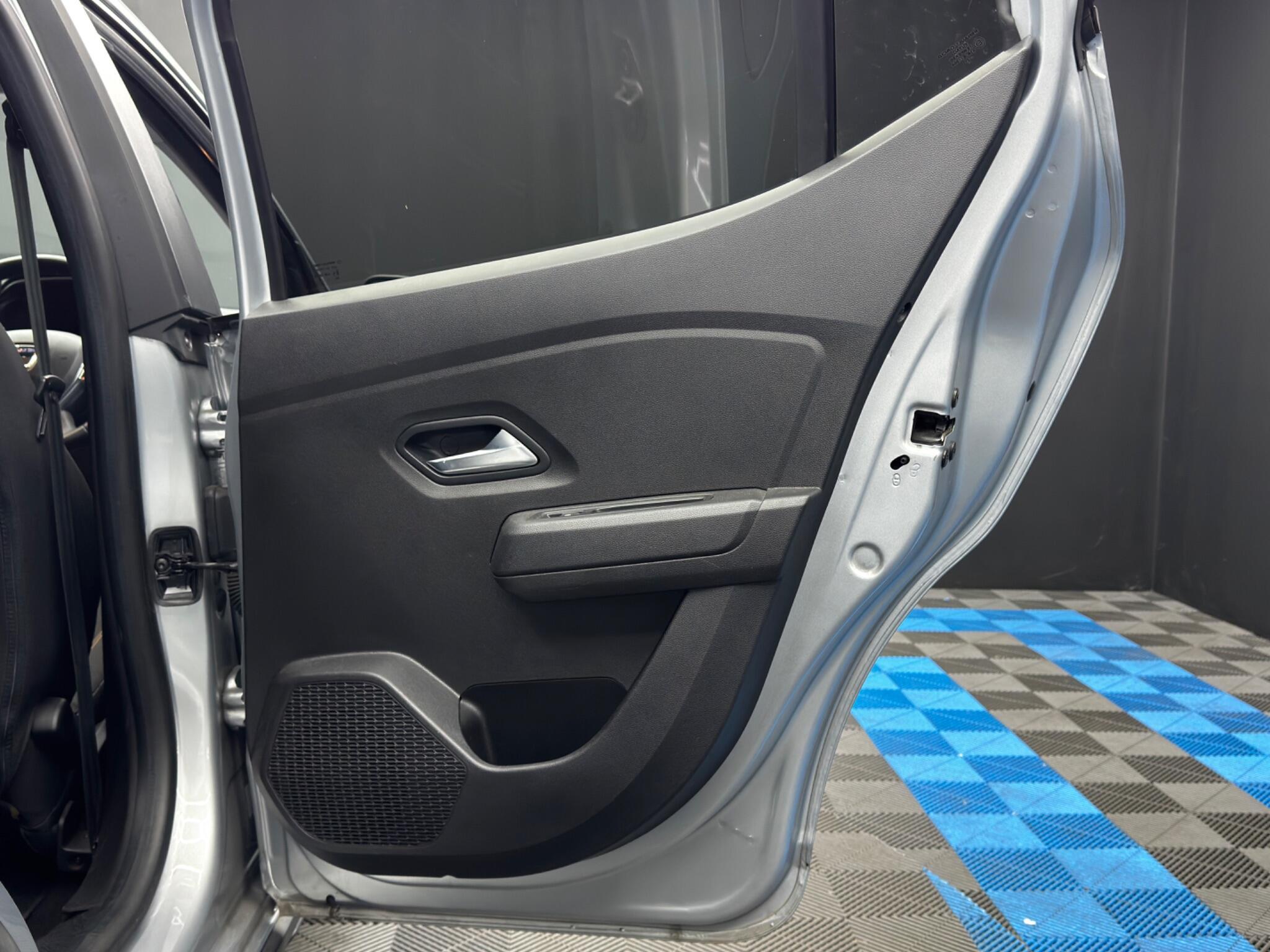 Dacia Sandero Stepway - Image 37