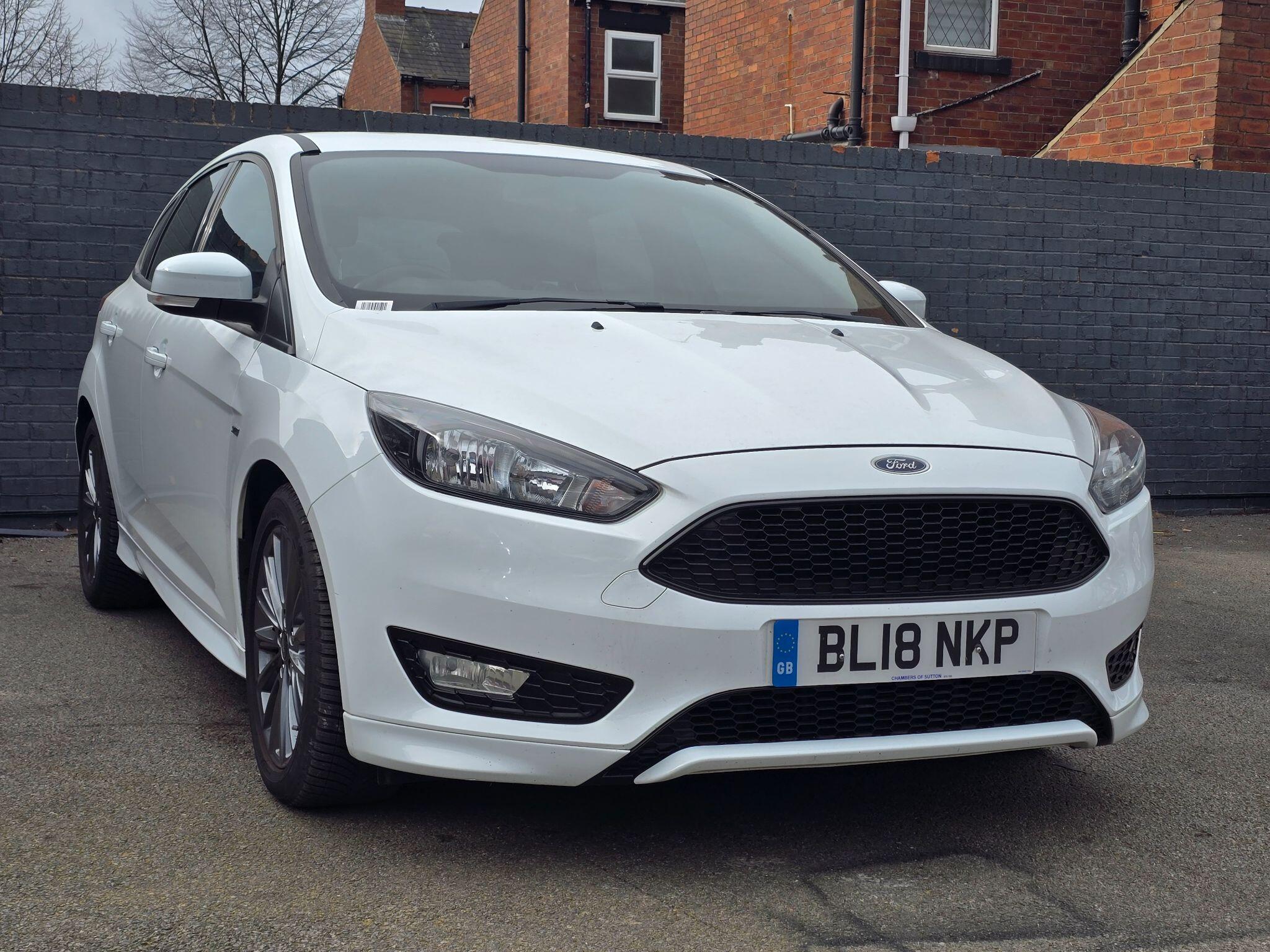 Ford Focus - Image 20