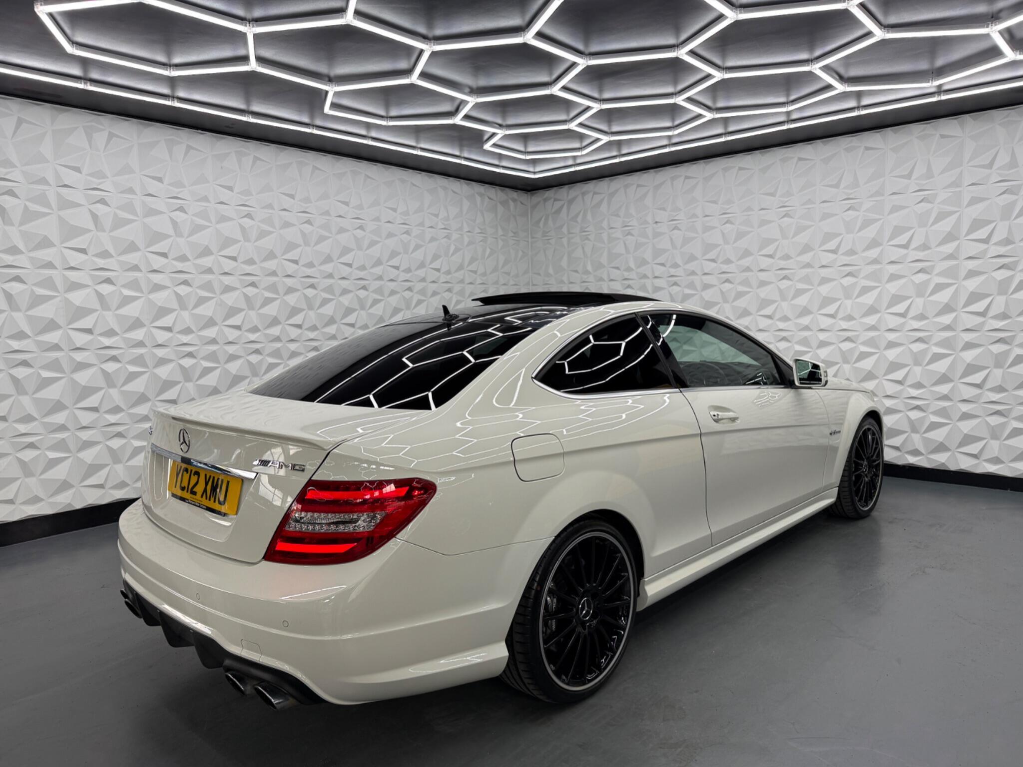 Mercedes C Class - Image 16