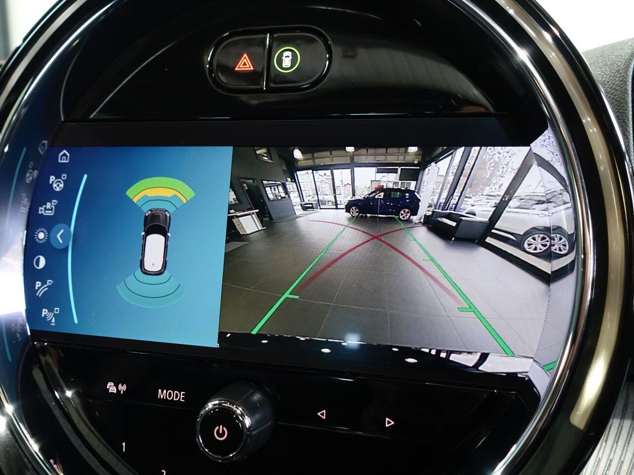 MINI Countryman - Image 29