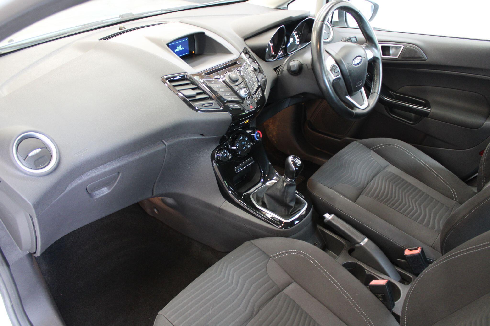Ford Fiesta - Image 2