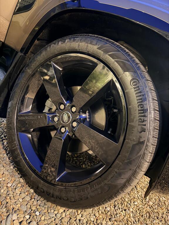 Land Rover Defender 90 - Image 14