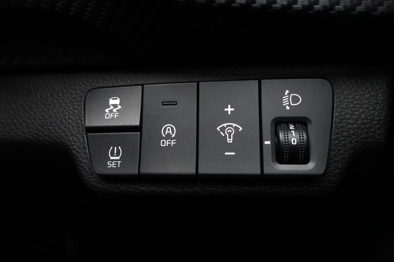 Kia Stonic - Image 52