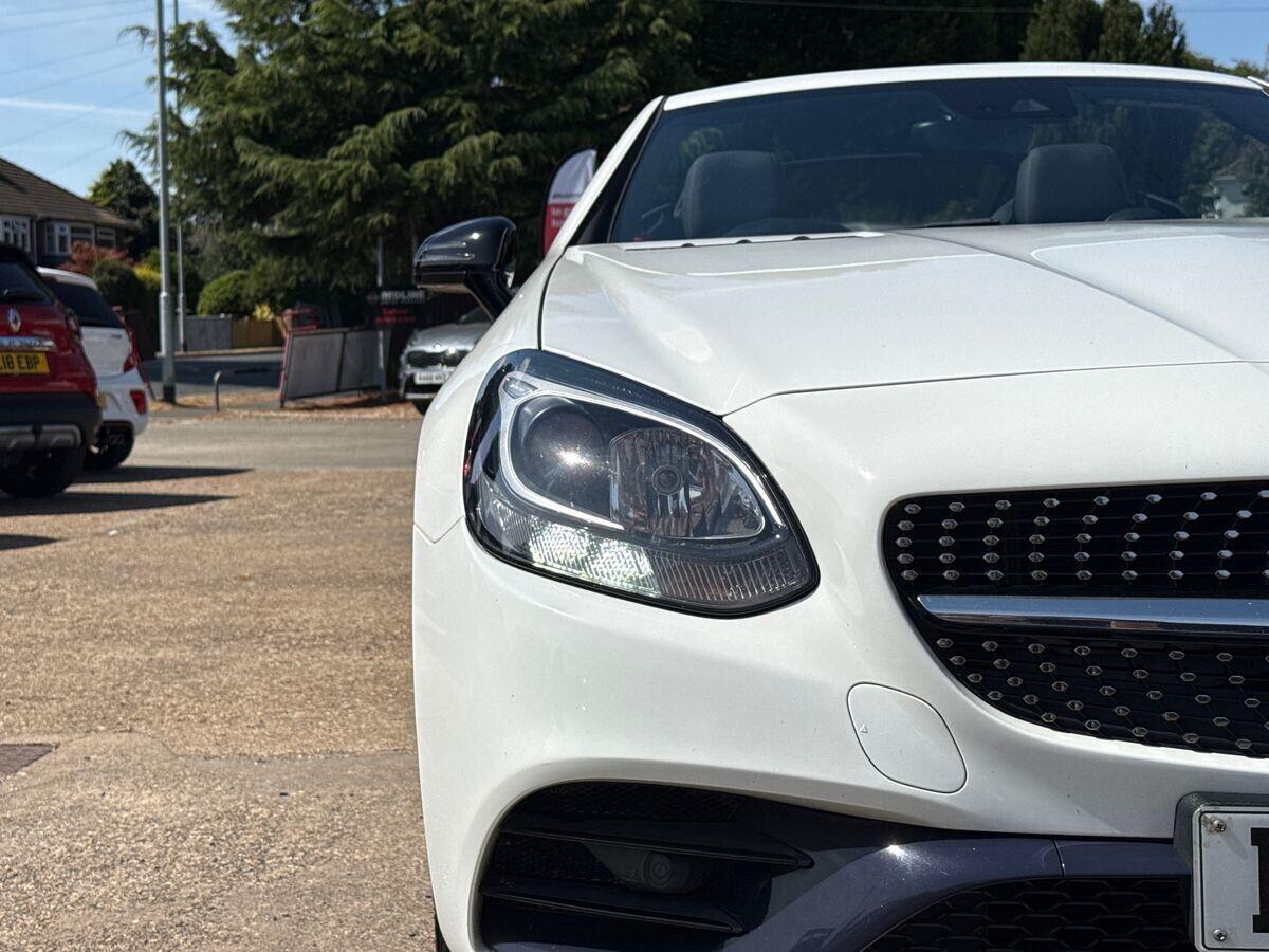 Mercedes SLC - Image 11