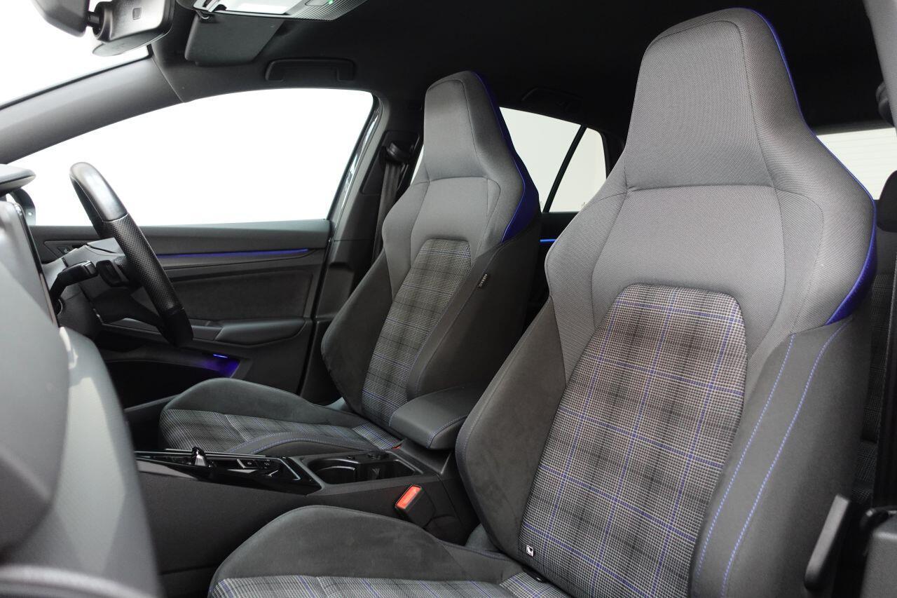 Volkswagen Golf - Image 18