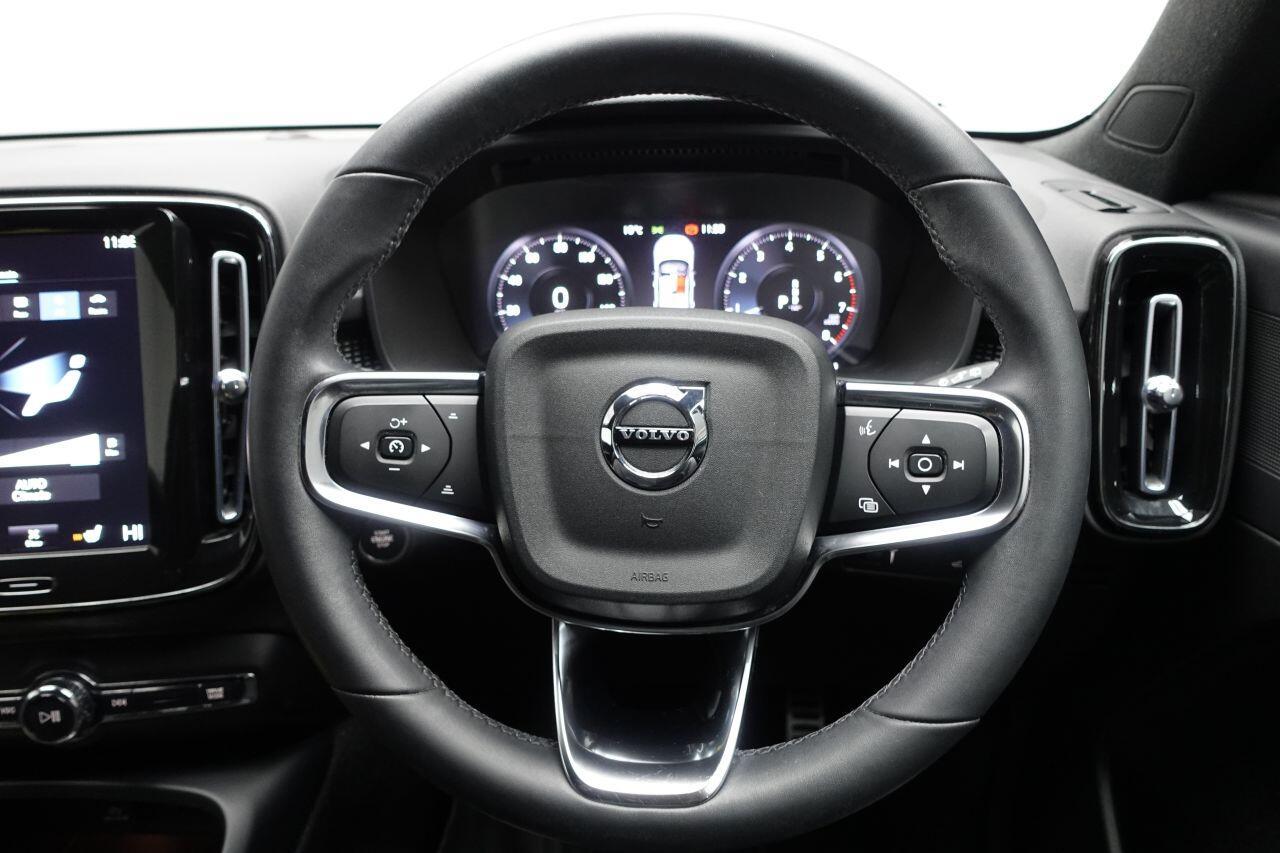 Volvo XC40 - Image 48