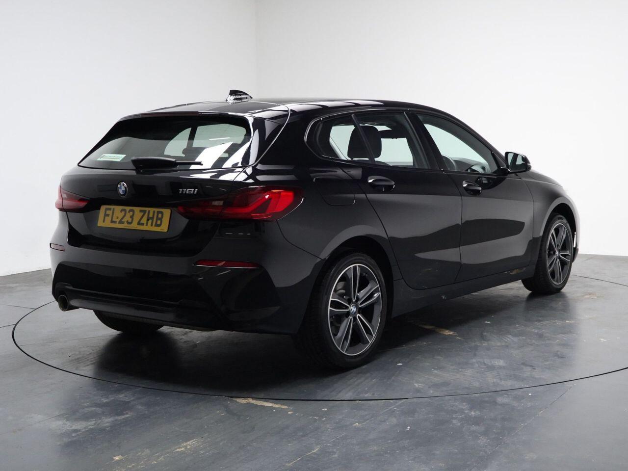 BMW 1 Series - Image 12