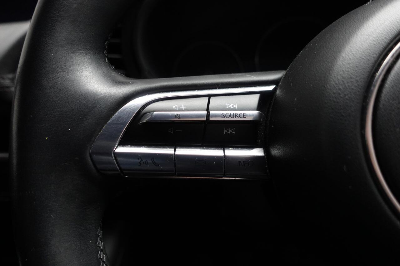 Mazda MAZDA3 - Image 32