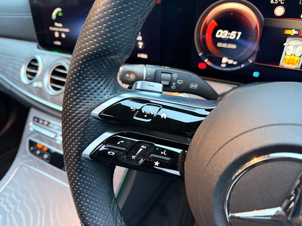 Mercedes E Class - Image 56