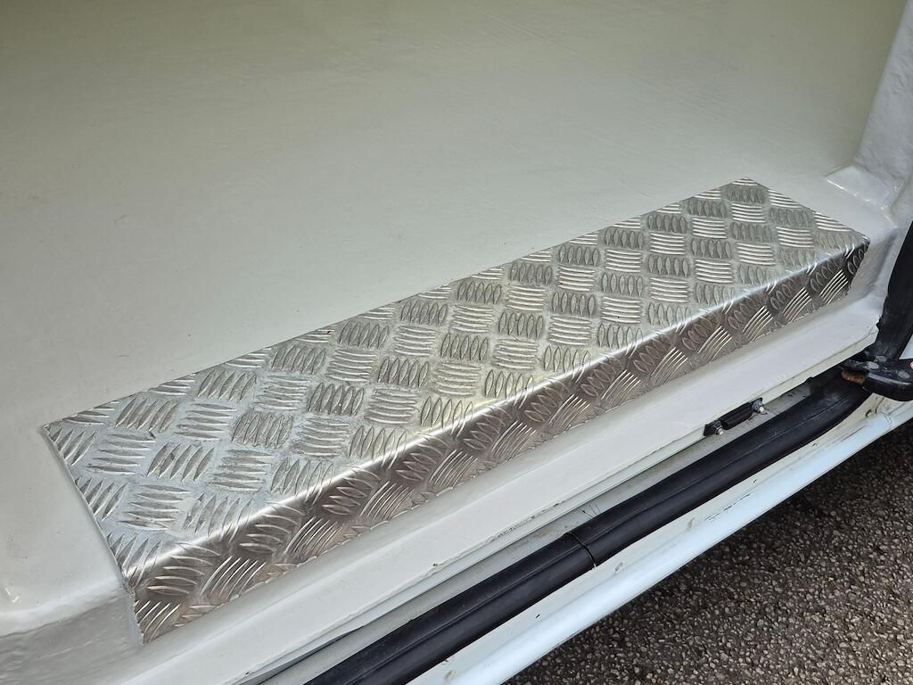 Ford Transit Custom - Image 12
