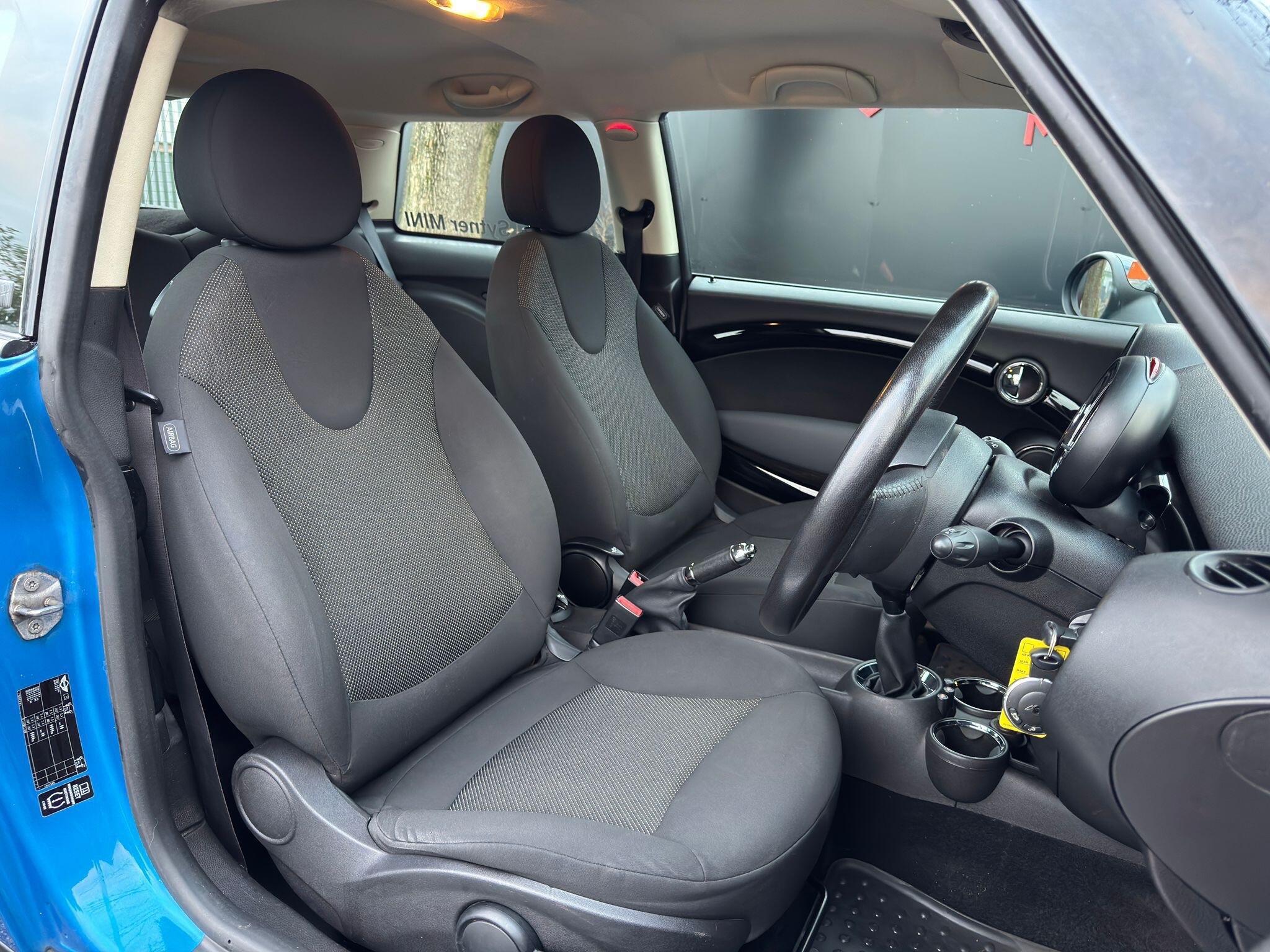 MINI Hatch - Image 16