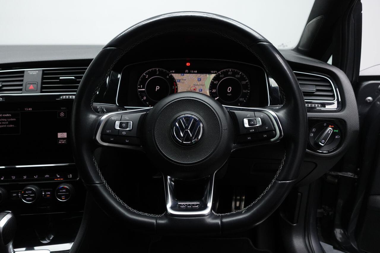 Volkswagen Golf - Image 39