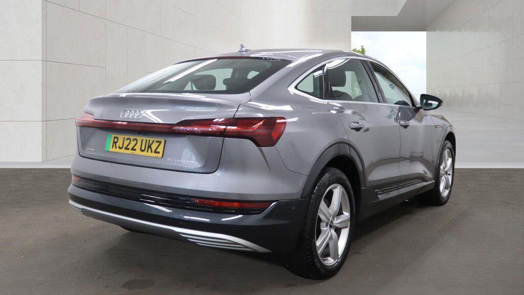 Audi E-Tron - Image 6