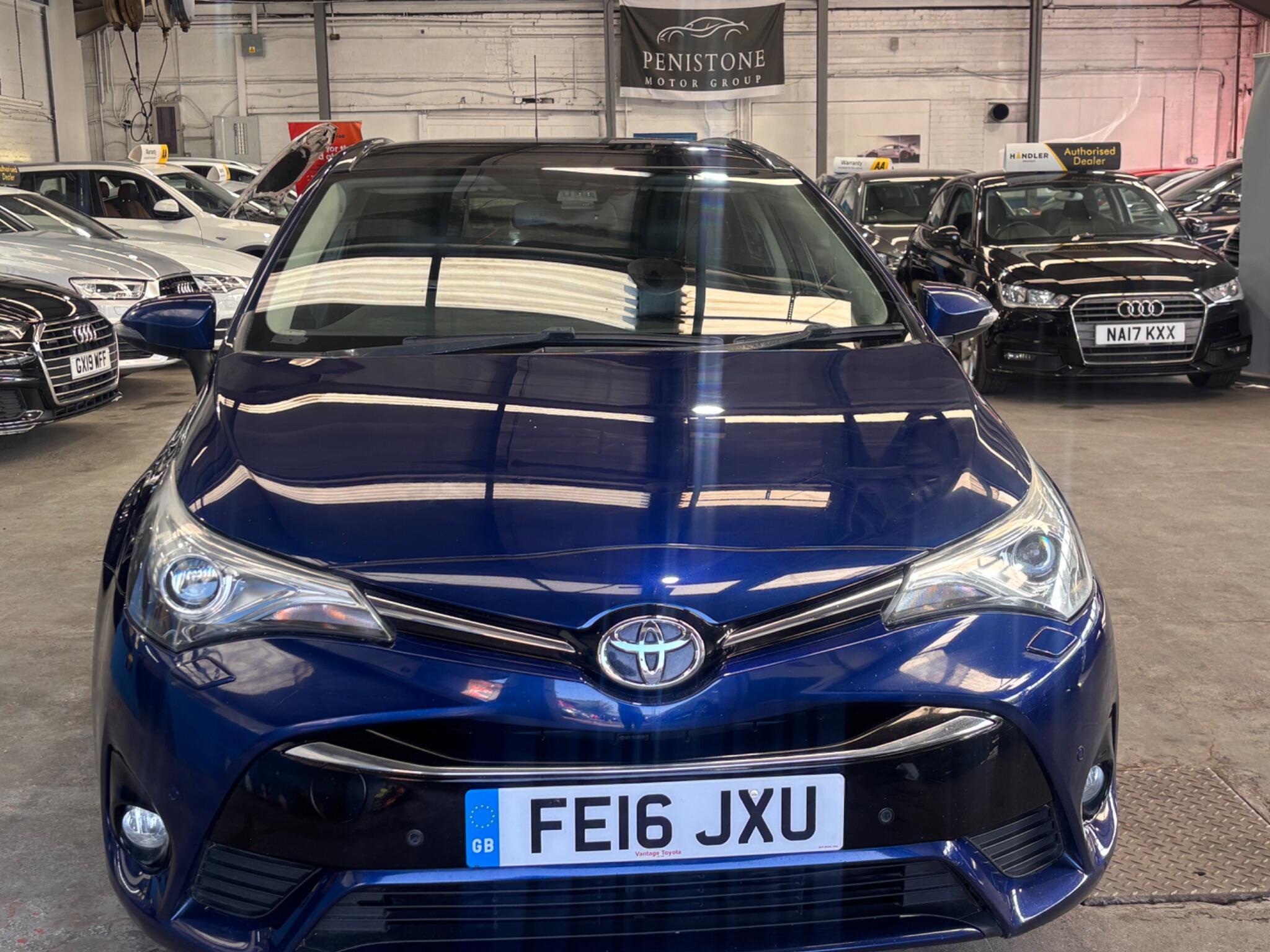 Toyota Avensis - Image 9