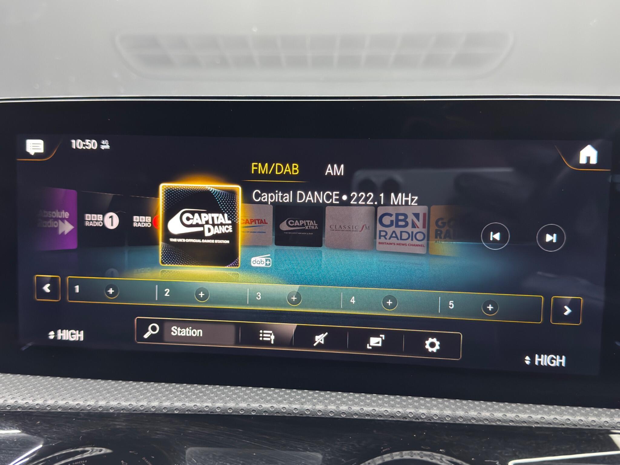 Mercedes CLA - Image 31