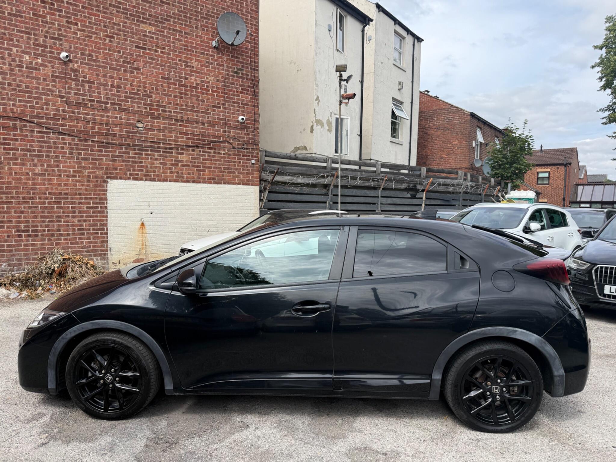 Honda Civic - Image 4