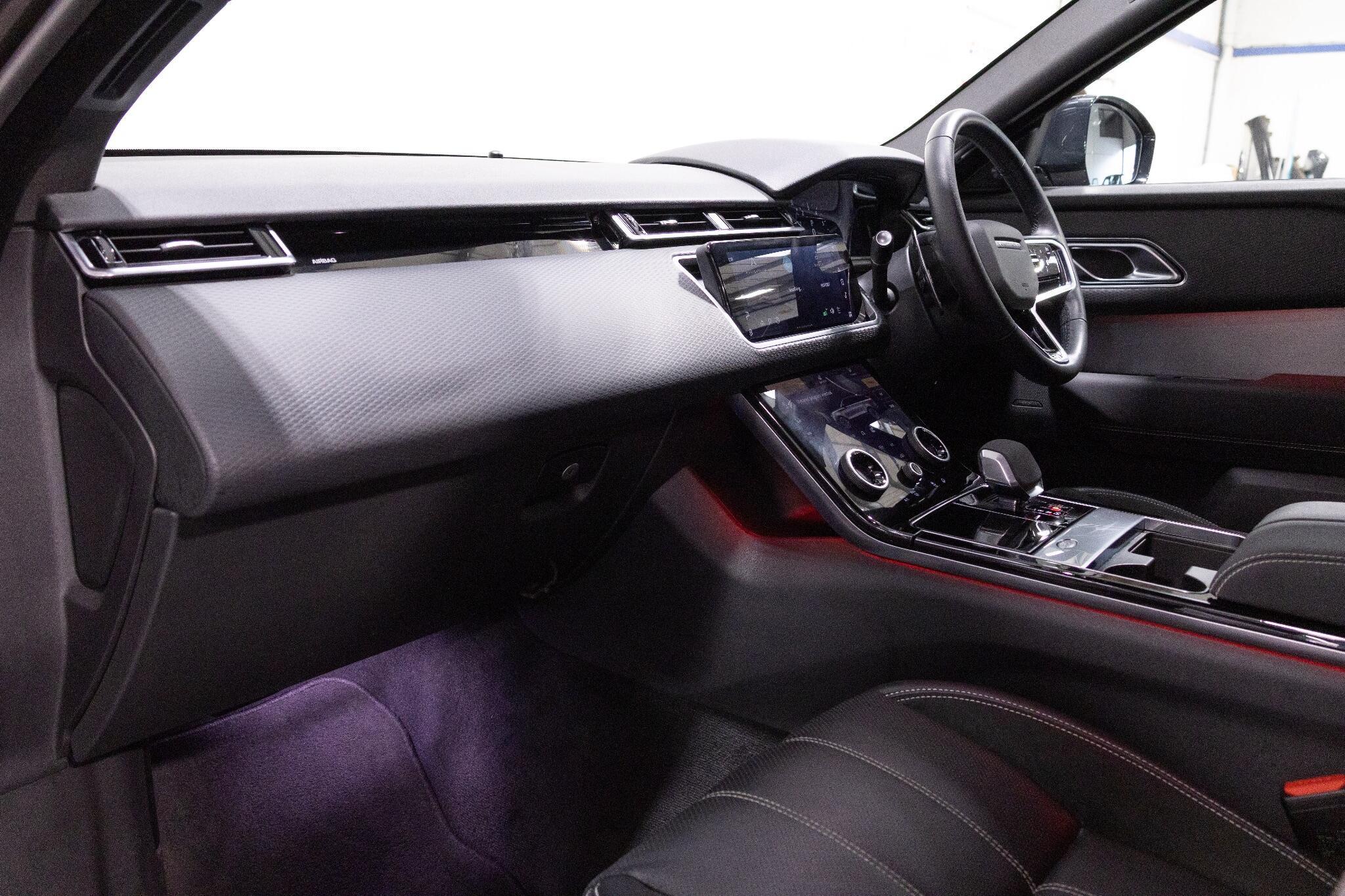 Land Rover Range Rover Velar - Image 14