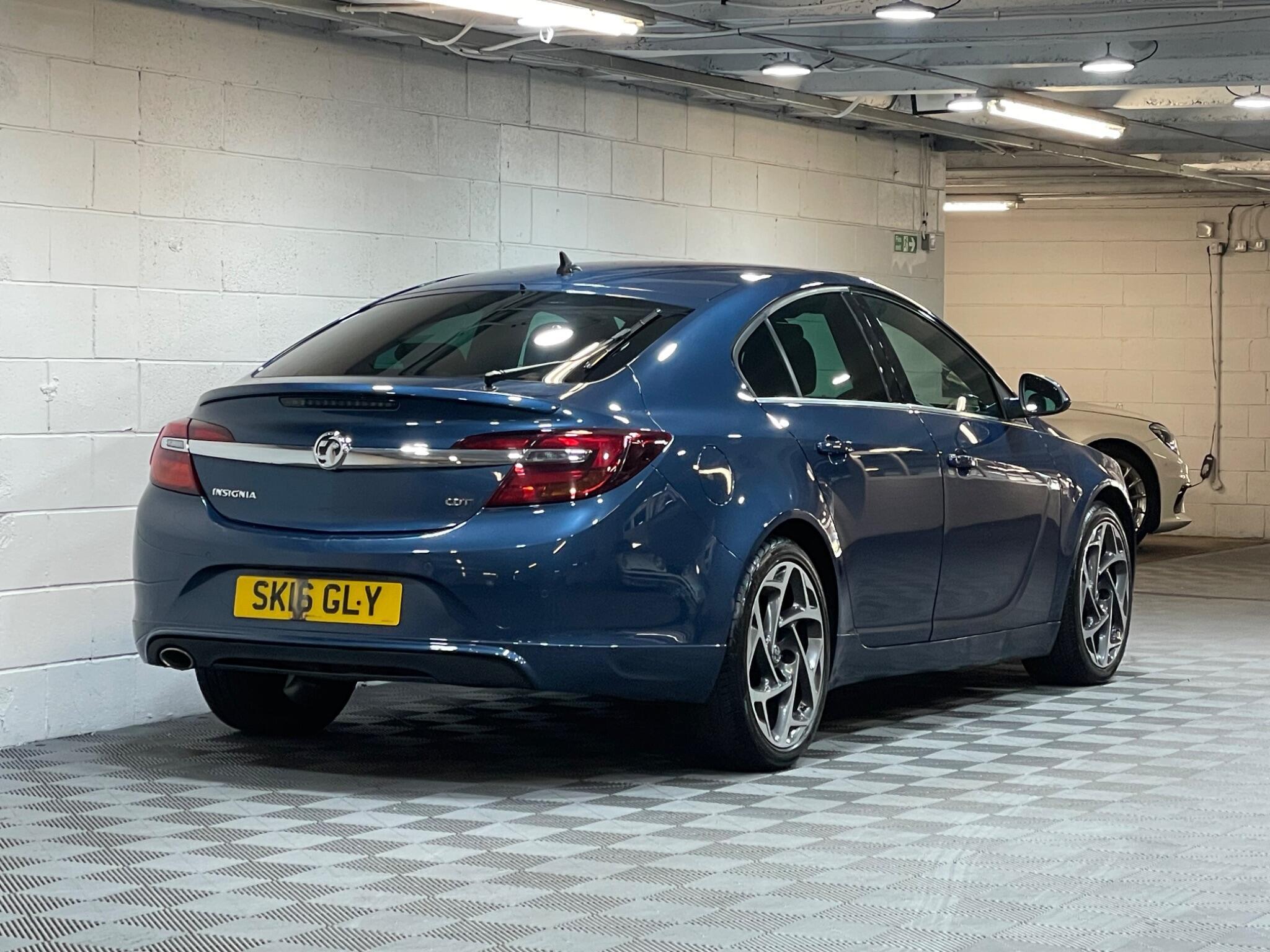 Vauxhall Insignia - Image 4