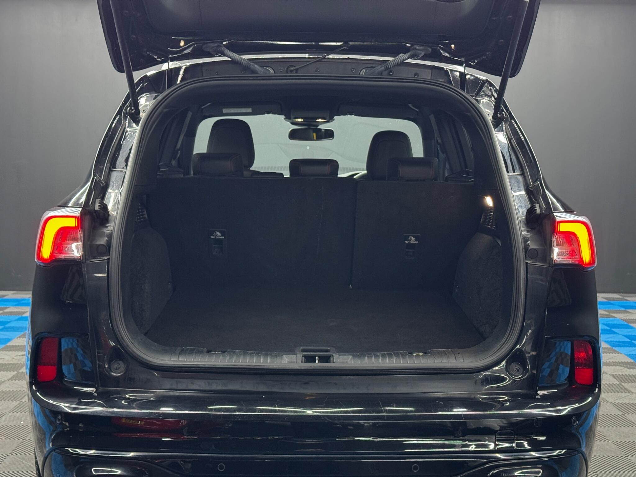 Ford Kuga - Image 38