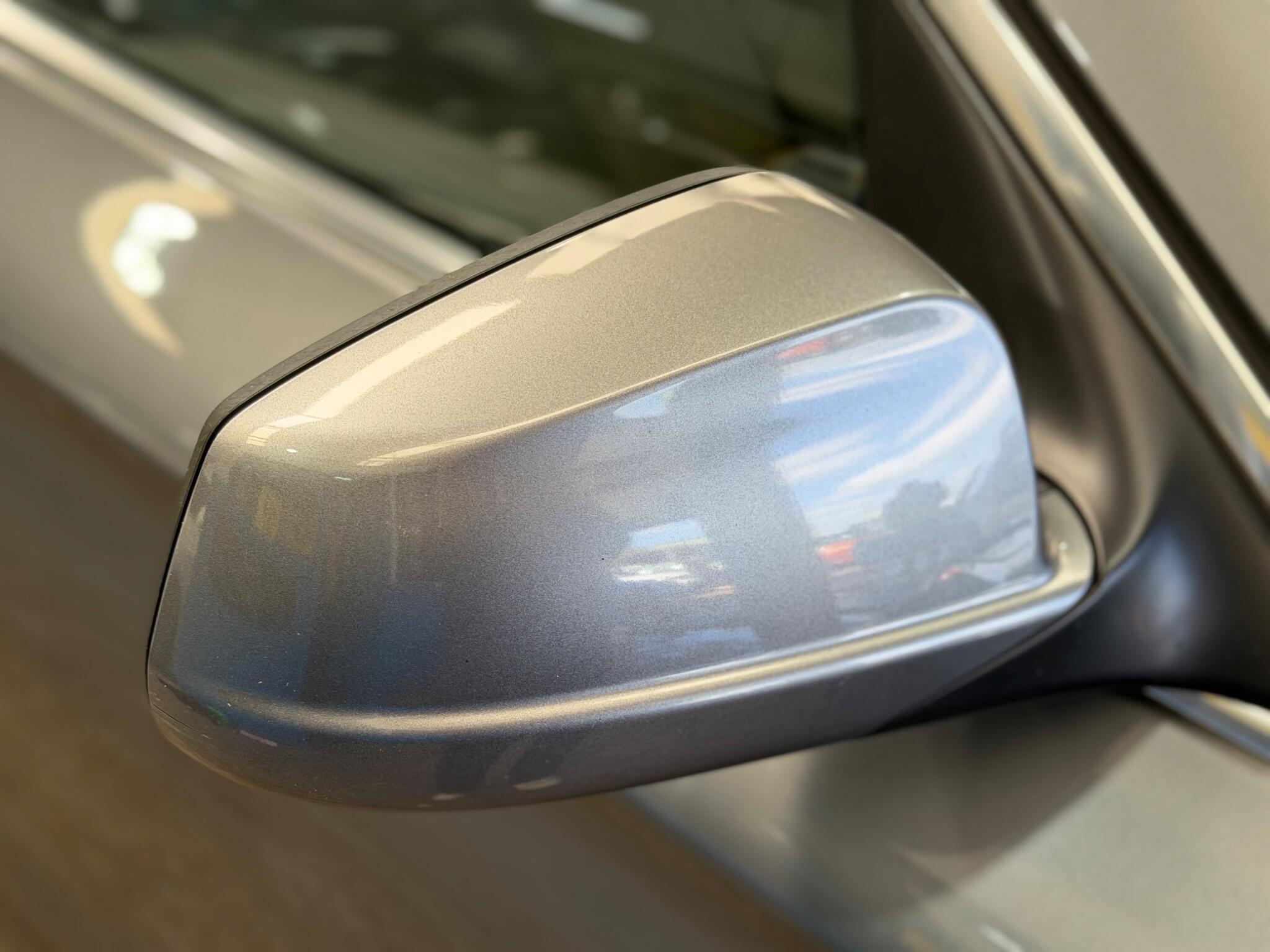 BMW 5 Series - Image 10