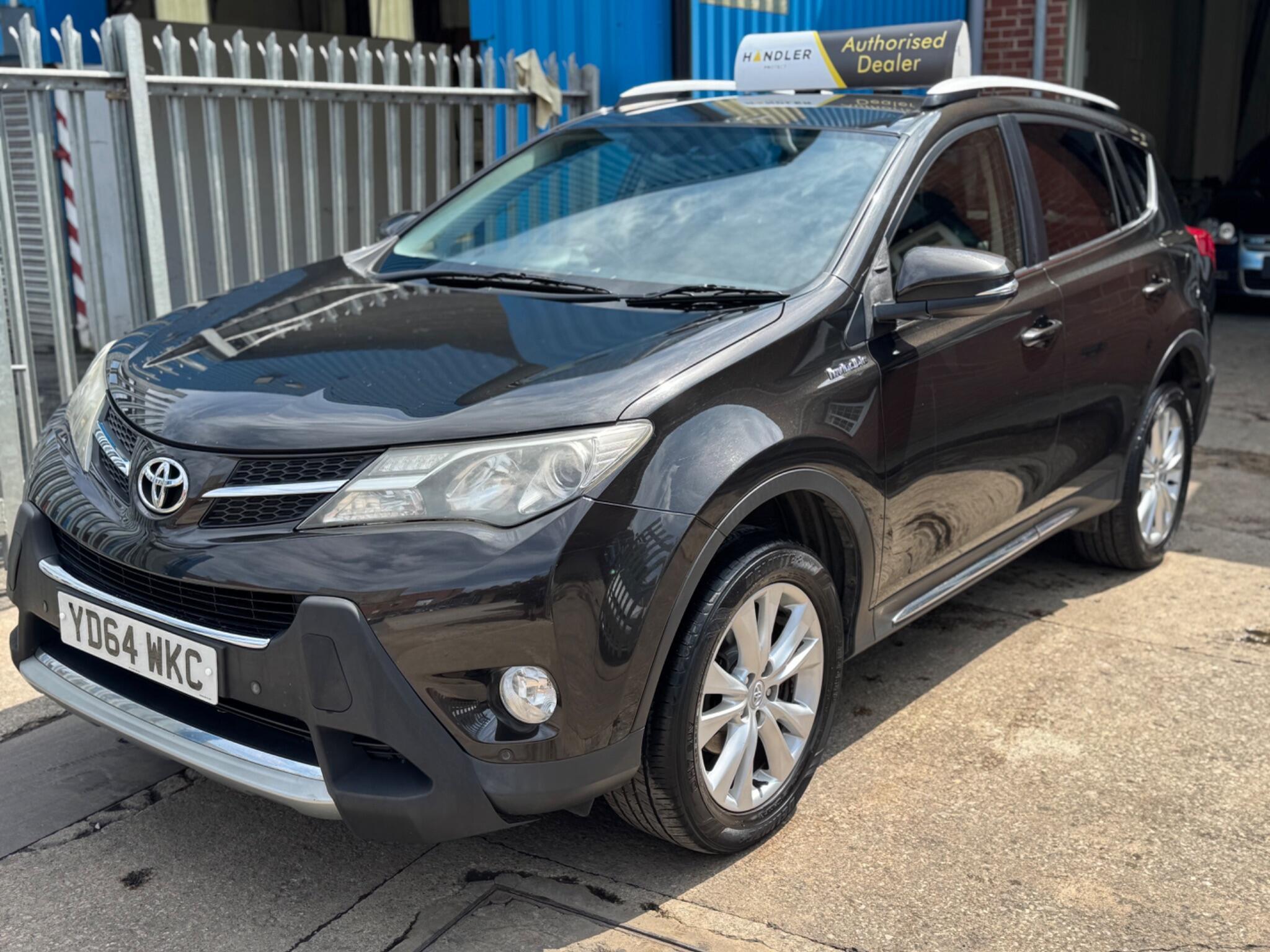 Toyota RAV4 - Image 8