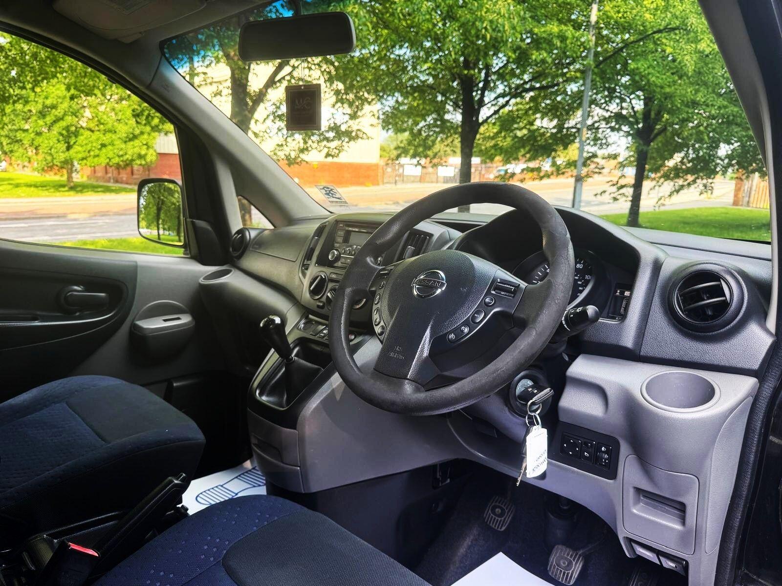 Nissan NV200 - Image 19