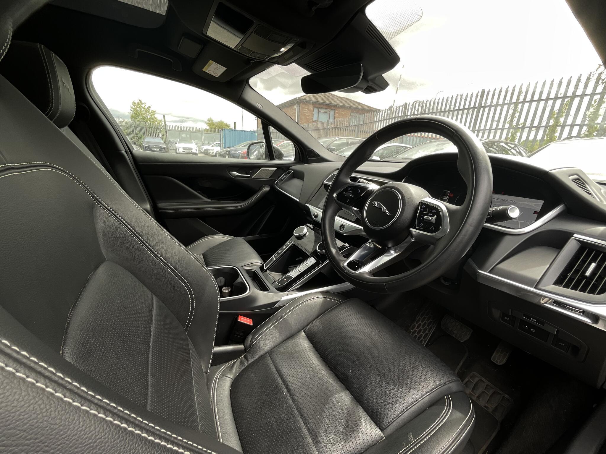Jaguar I-Pace - Image 7