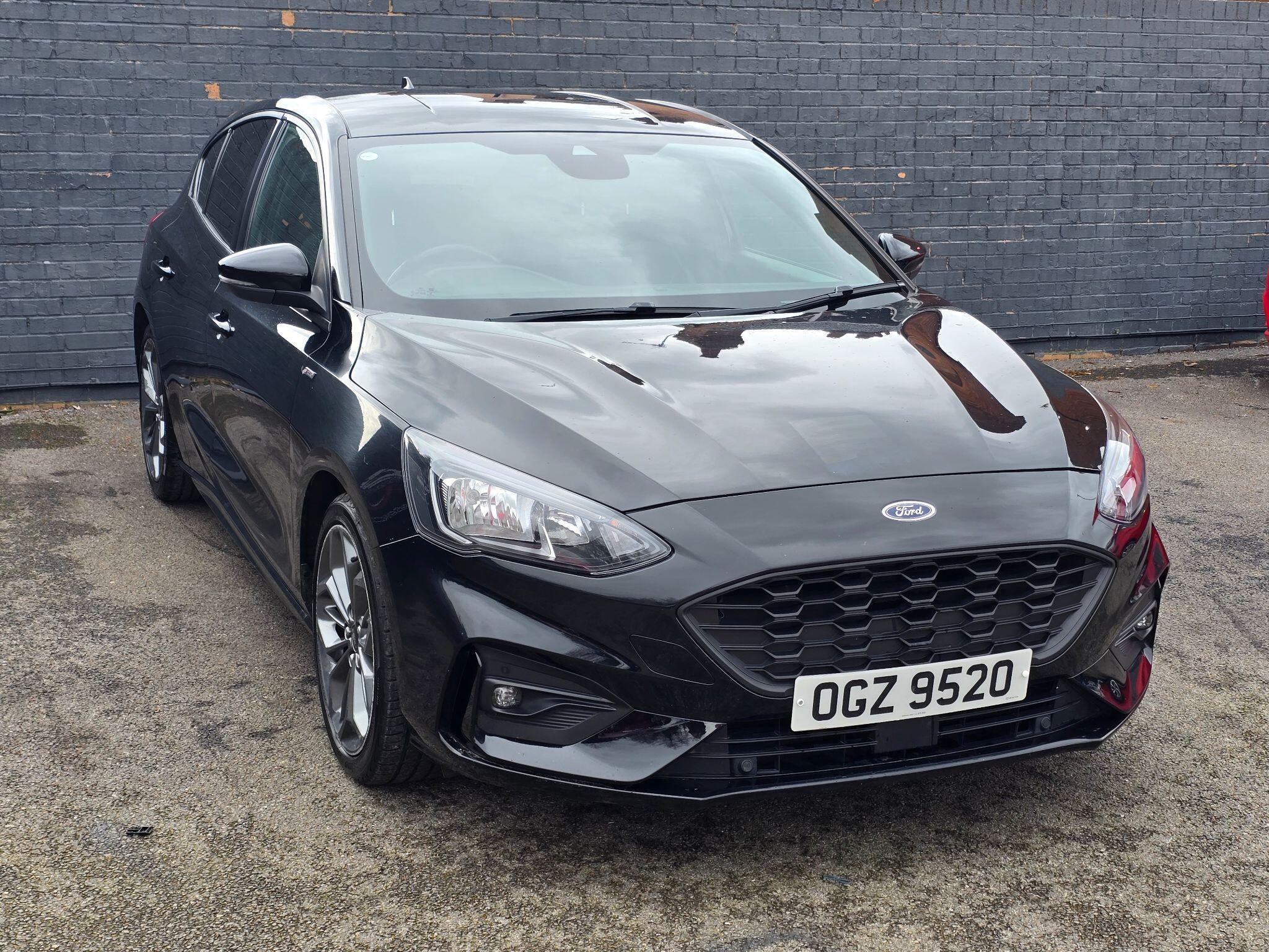 Ford Focus - Image 11