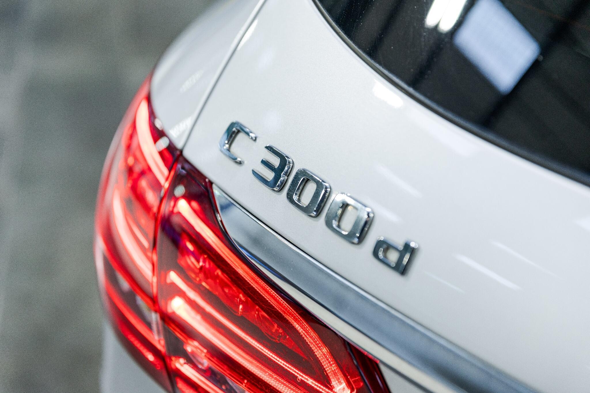 Mercedes C Class - Image 17