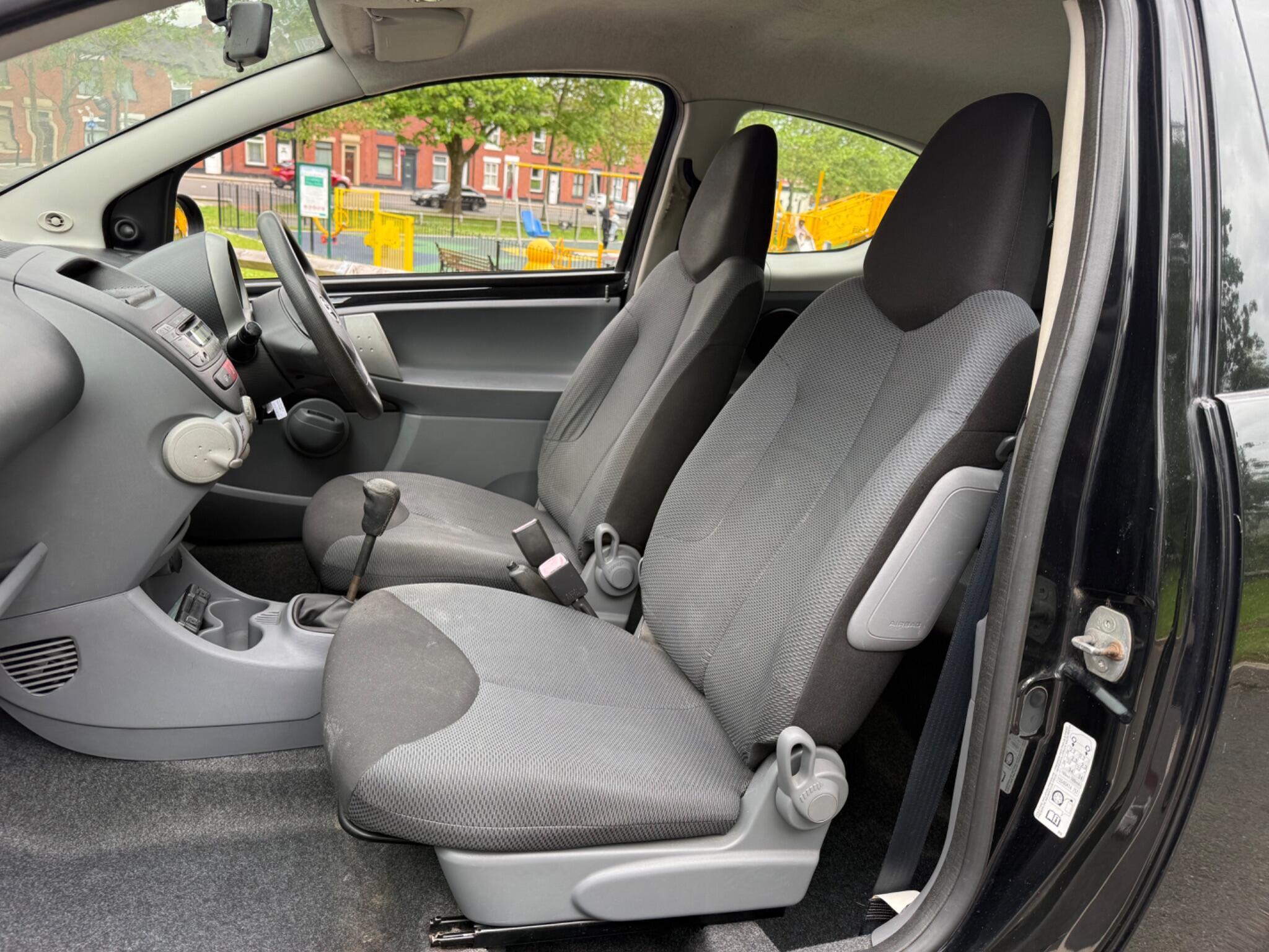 Toyota Aygo - Image 10