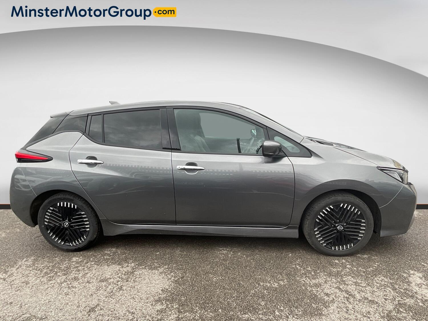 Nissan Leaf - Image 2