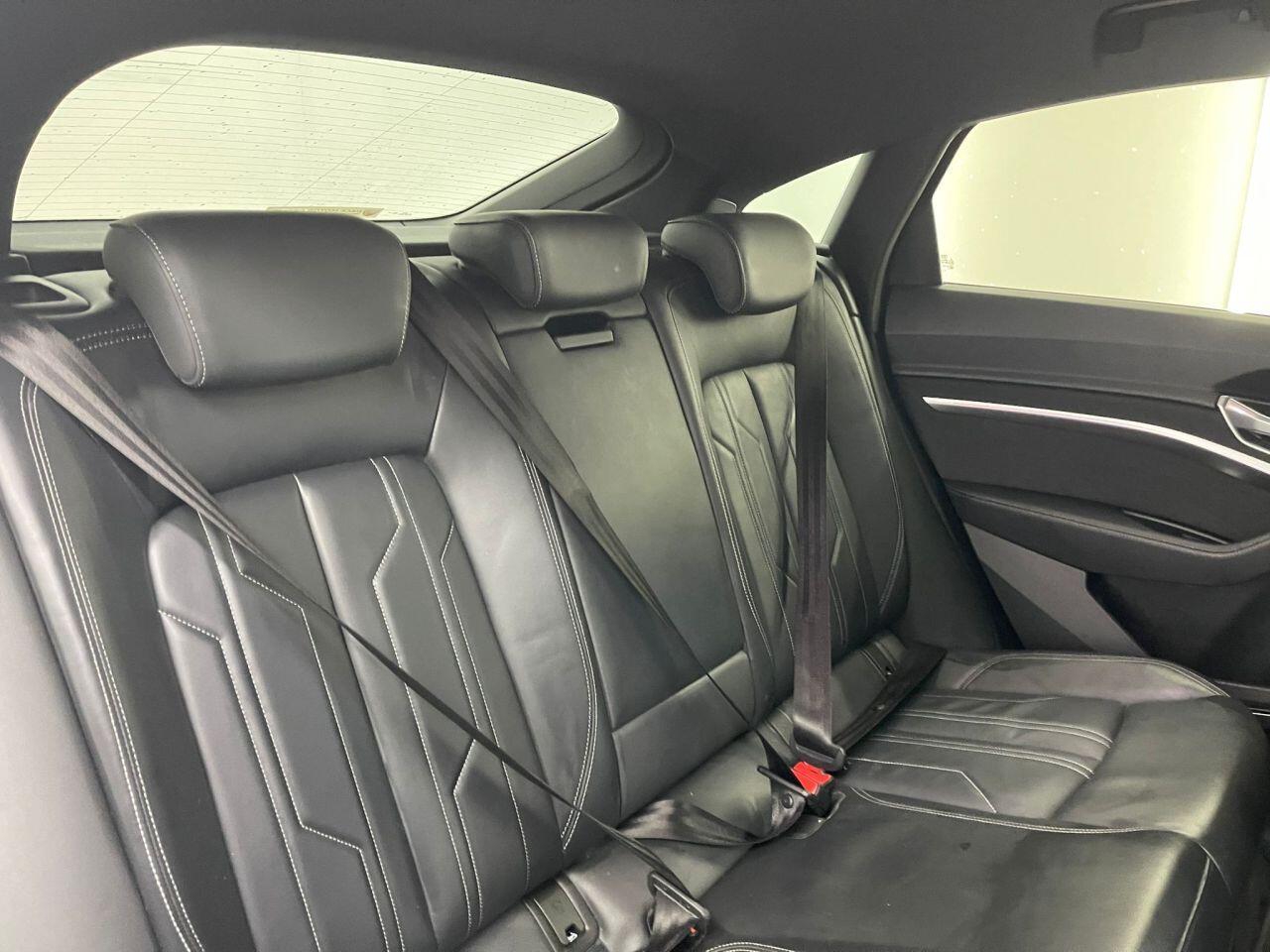 Audi E-Tron - Image 15