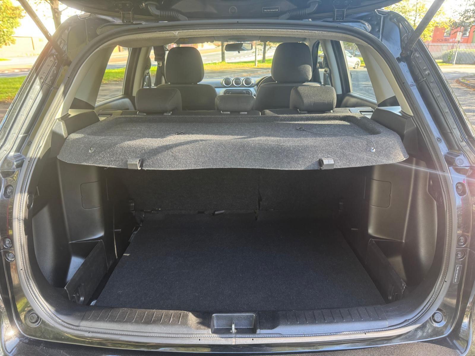 Suzuki Vitara - Image 18