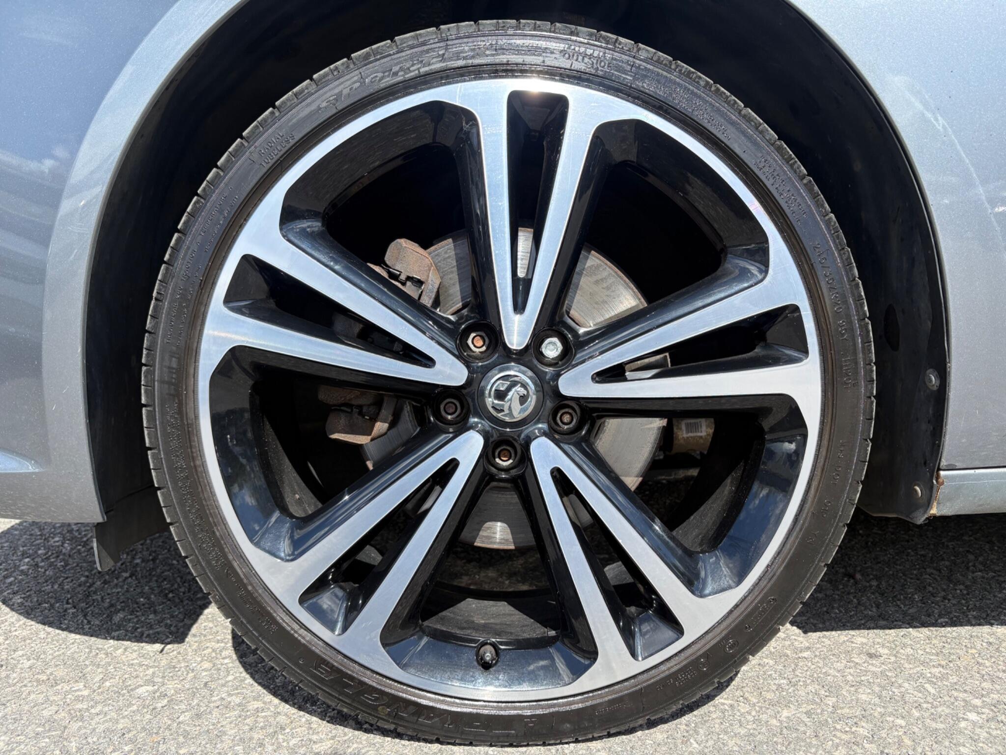 Vauxhall Insignia - Image 14