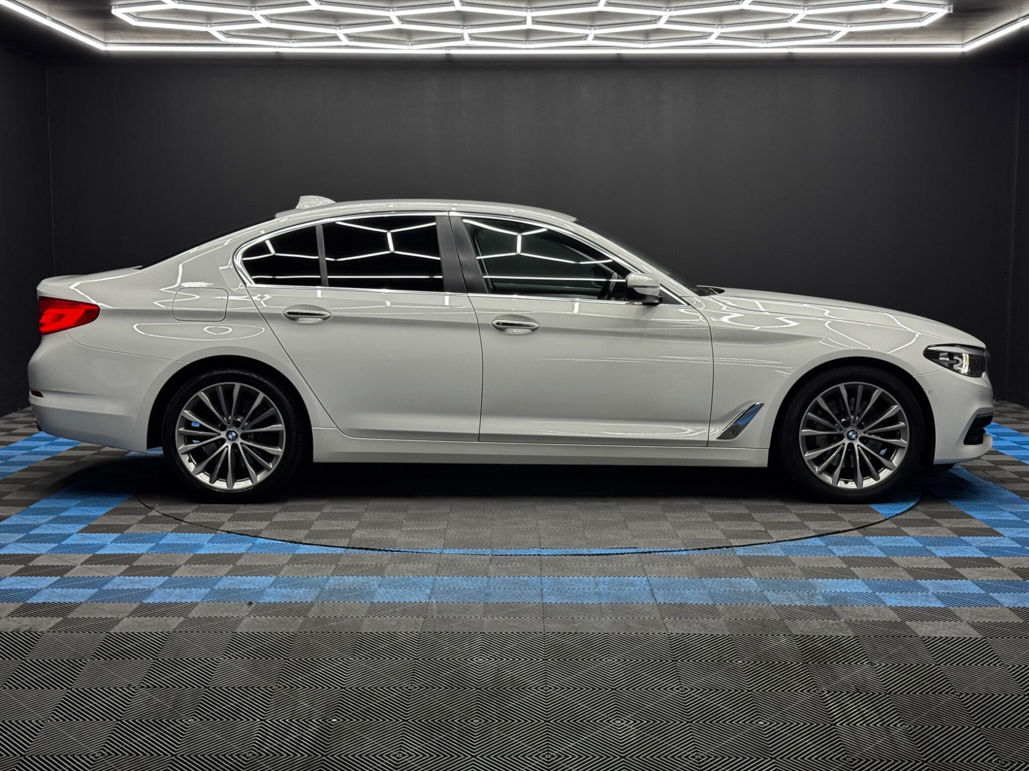 BMW 5 Series - Image 4